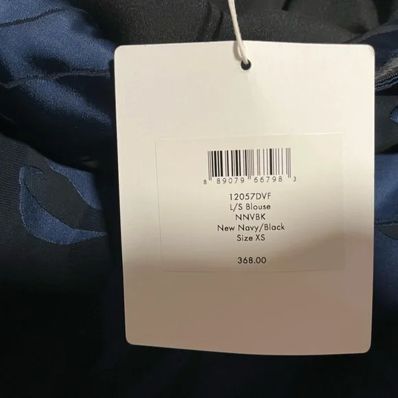 DVF off shoulder blouse - Picture 3 of 3